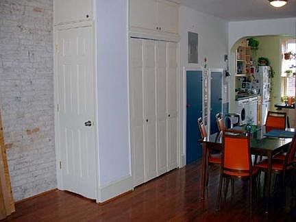 3rd image of 922 Ellsworth St Floor 2
