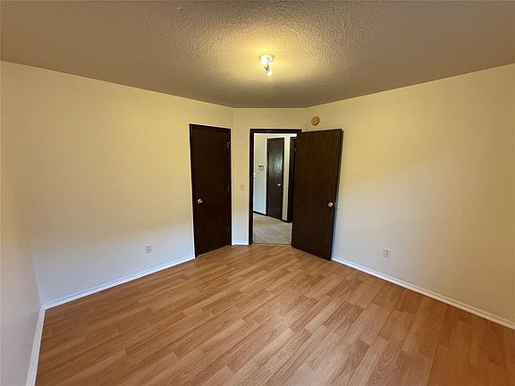 3rd image of 10704 NW 36th Pl