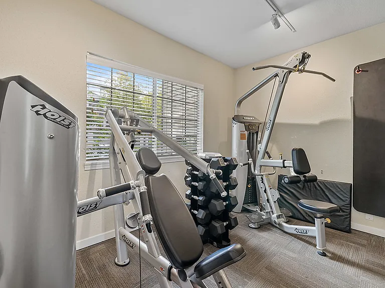 Sammamish View — Photo 20
