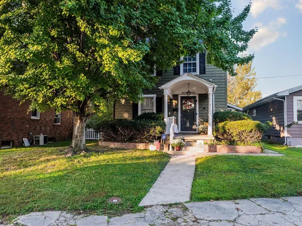 905 Ridgeway Ave, Vincennes, IN 47591