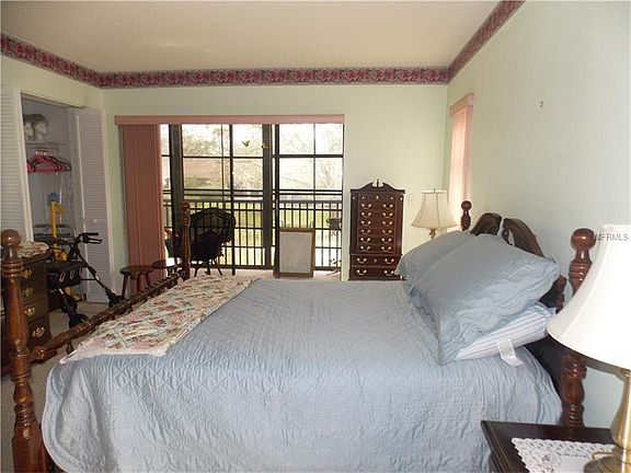 5th image of 1485 Halsey Dr APT 208