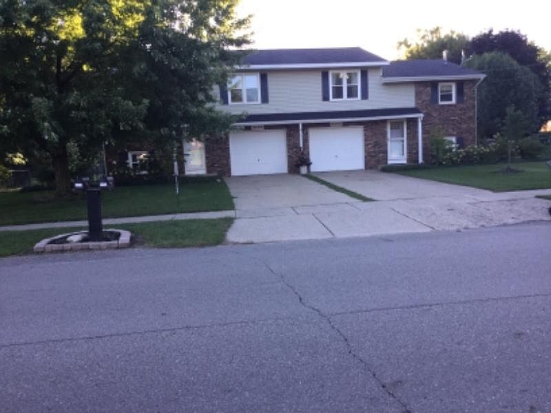 1st image of 2454 Gaynor Ave NW