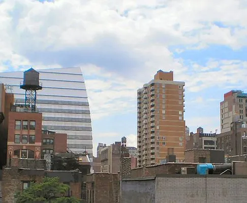 Rented by City Connections Realty | media 6