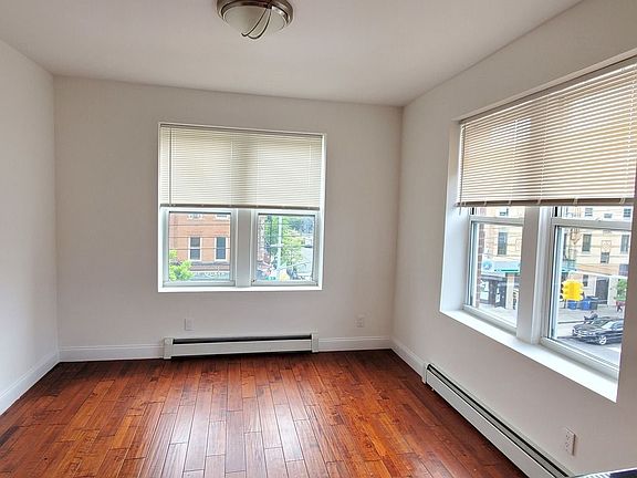 3rd image of 45-01 30th Ave #3
