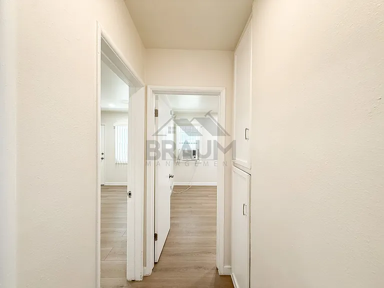7339 WOODMAN — Photo 13
