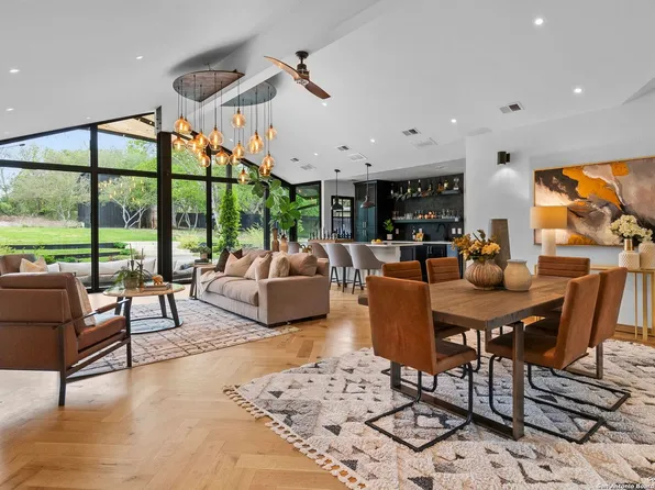 7215 N Vandiver, San Antonio, TX 78209