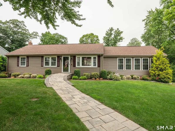 39 Gail Road, Farmington, CT 06032