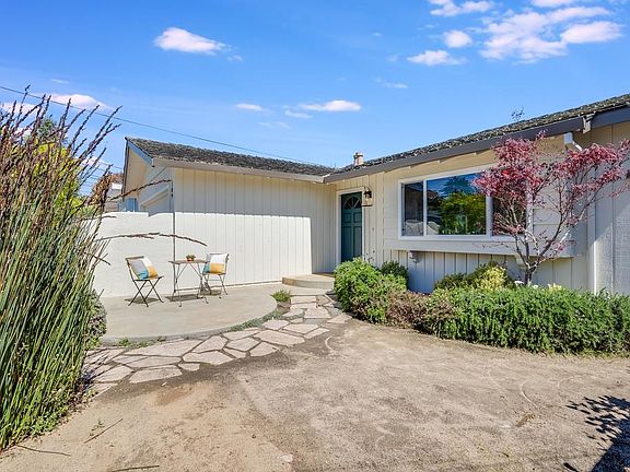 5th image of 109 Seacliff Dr