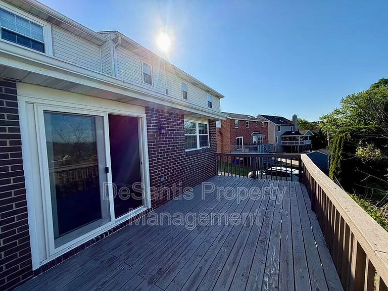5043 Julia Ln — Photo 18