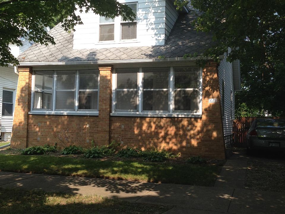 1st image of 1028 Powers Ave NW
