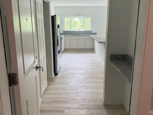 64 Pine St, Ellsworth, ME