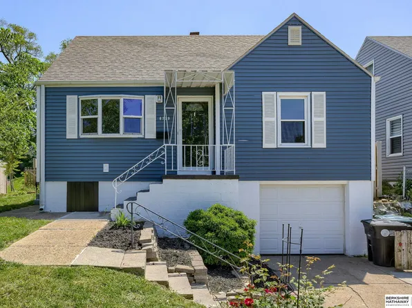 6779 Bedford Ave, Omaha, NE 68104