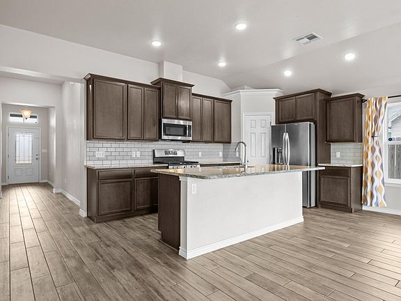 4th image of 7702 Stampede Dr