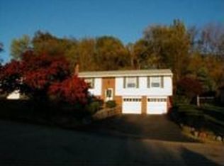 2510 Rose Dr, Glenshaw, PA 15116