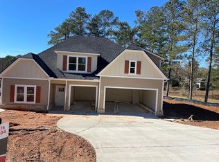 238 Lakeview Dr, Macon, GA 31211