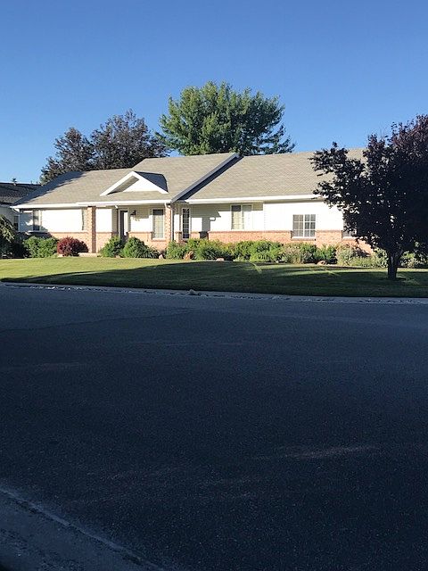 1st image of 477 S Oakwood Dr