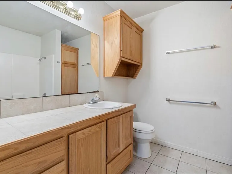 317 N Katy Rd #202 — Photo 15