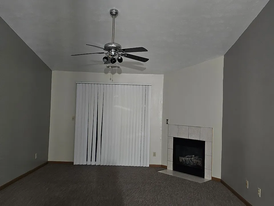 2246 Grandchester Pl