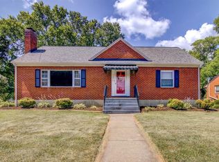 7054 Brookview Rd, Roanoke, VA 24019