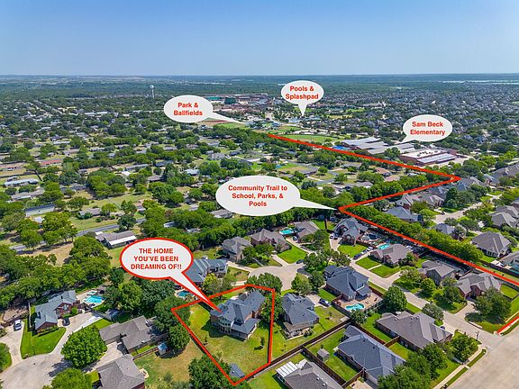 3rd image of 18 Hideaway Ct