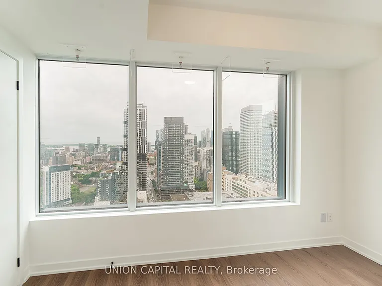 319 Jarvis St #3702 — Photo 8