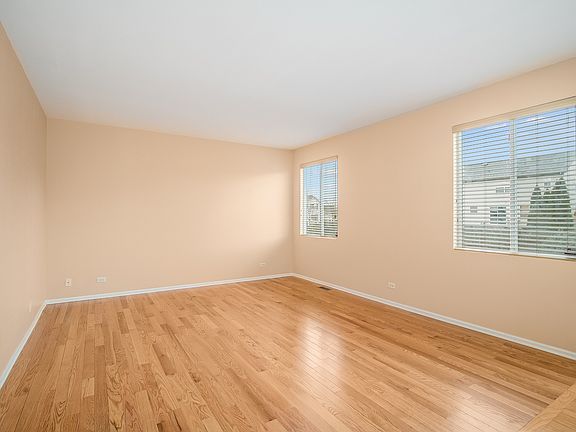 4th image of 12208 Magnolia Ct