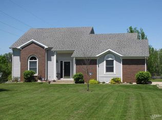 0966 W River Rd N, Albion, IN 46701