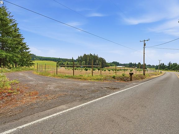 4th image of 21090 NW Dairy Creek Rd