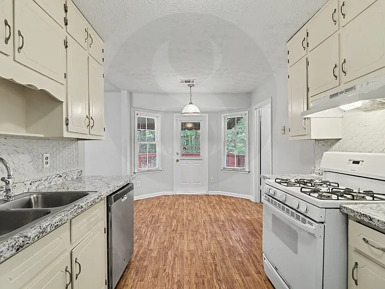 782 Cedar Farms Dr — Photo 9