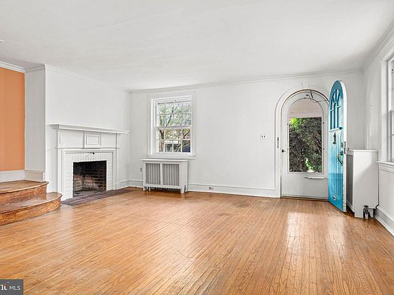 5th image of 2941 Morris Rd