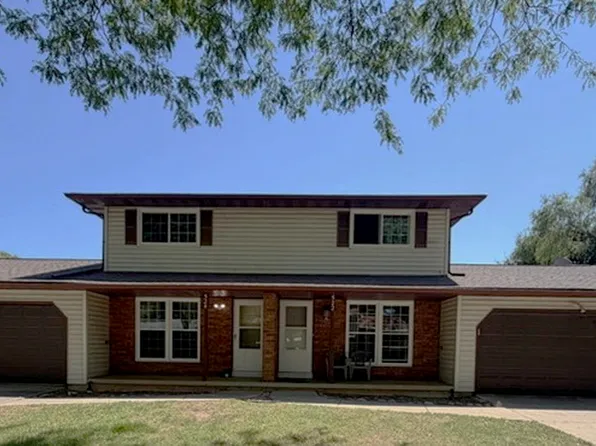 418 Kelly Jo Dr, Green Bay, WI 54303