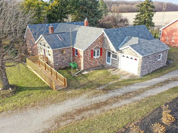 10405 Strecker Rd, Bellevue, OH 44811