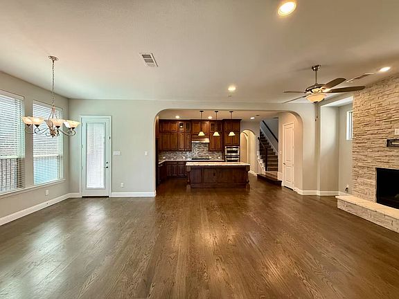 4th image of 7020 Royal Liverpool Dr