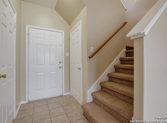 4th image of 4406 Southeast Dr