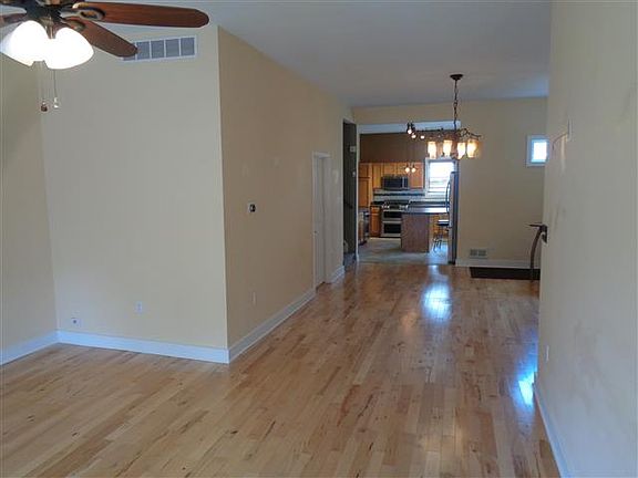 3rd image of 518 E Lincoln Ave