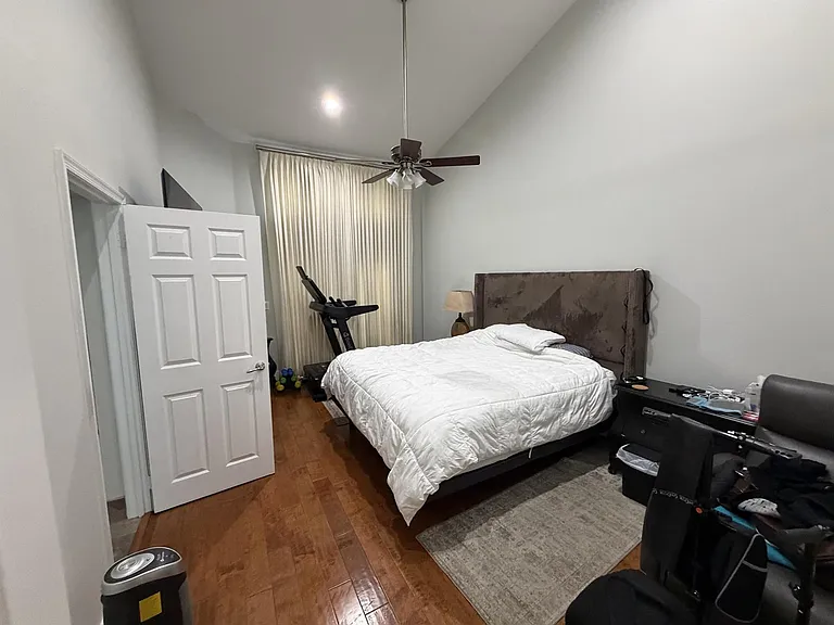 10157 NW 4th St — Photo 14