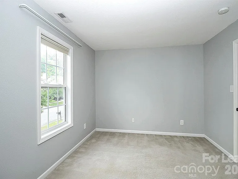 5227 Silabert Ave — Photo 18