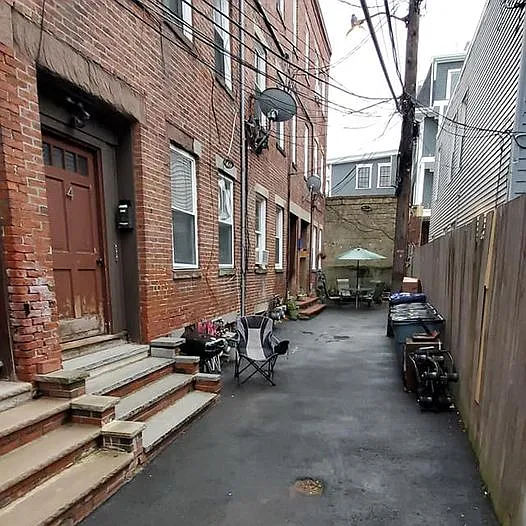 3 Wilbur Ct #1 — Photo 6