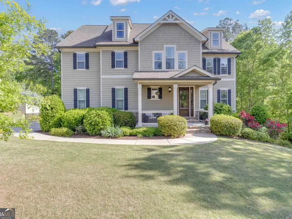 335 Discovery Lake Dr, Fayetteville, GA 30215