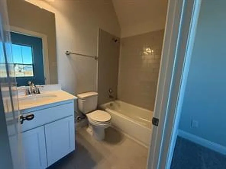 509 Wexford Dr — Photo 18