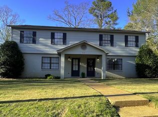709 McLarty Rd #D, Oxford, MS 38655