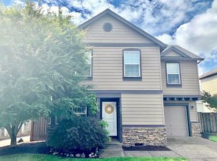 103 N Cedar St, Canby, OR 97013