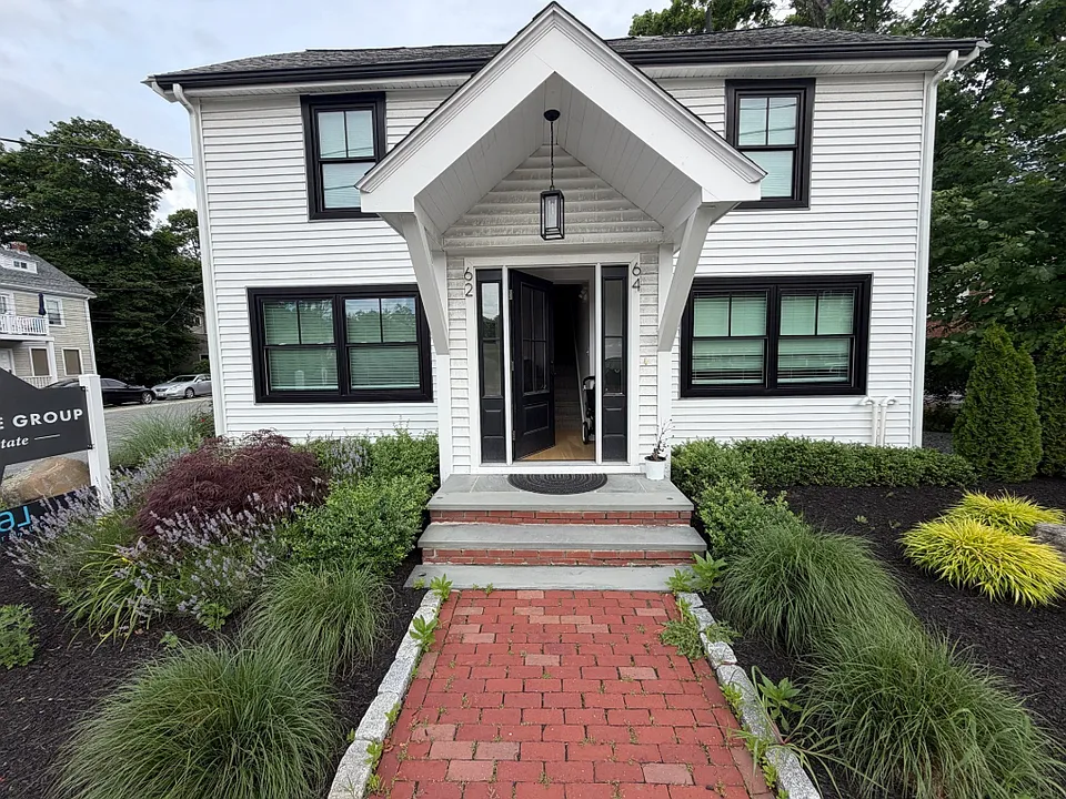 64 S Main St