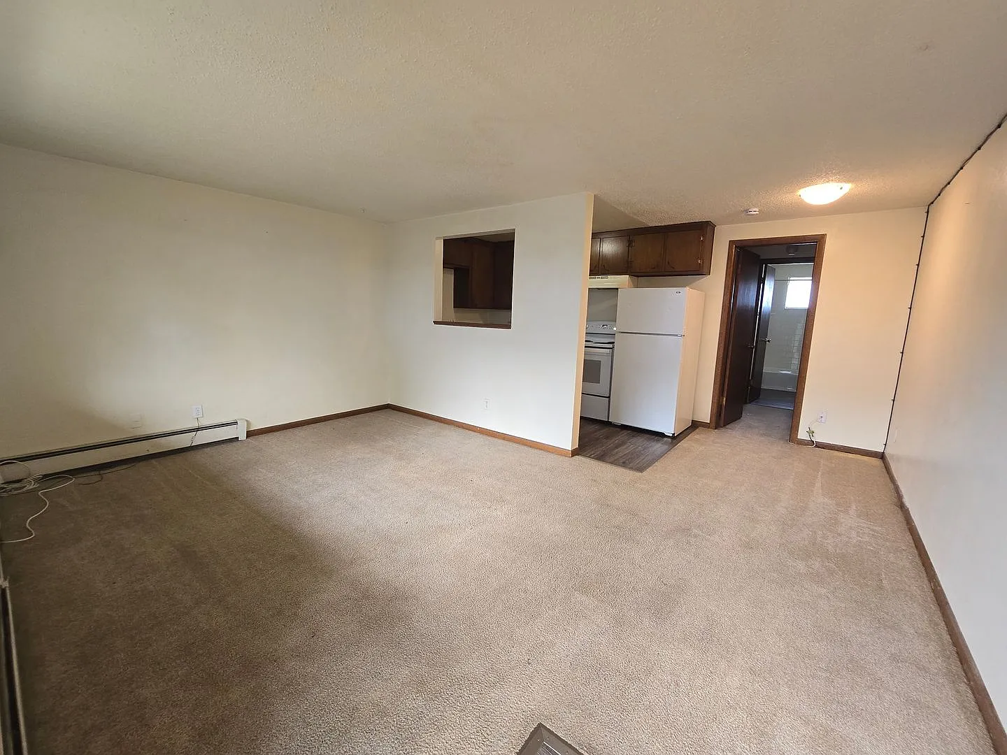 1430 Emery — Photo 3