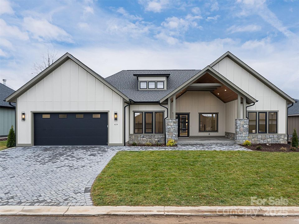 house on the hill argyle 80サイズ 8 Wood Lily Trl, Arden NC | Own a brand new scenic Home near the