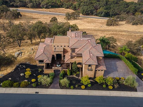 5th image of 2729 Capetanios Dr