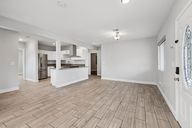 Biltmore Dr-S1909-009.jpg