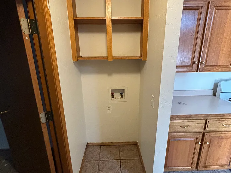 103 W Husband Ct — Photo 5