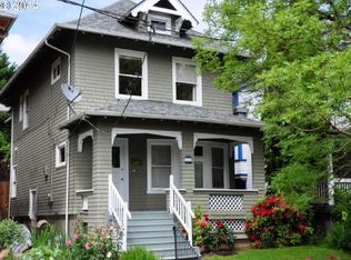2129 SE Ankeny St, Portland, OR 97214
