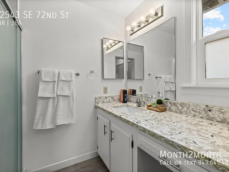 12543 SE 72nd St — Photo 24